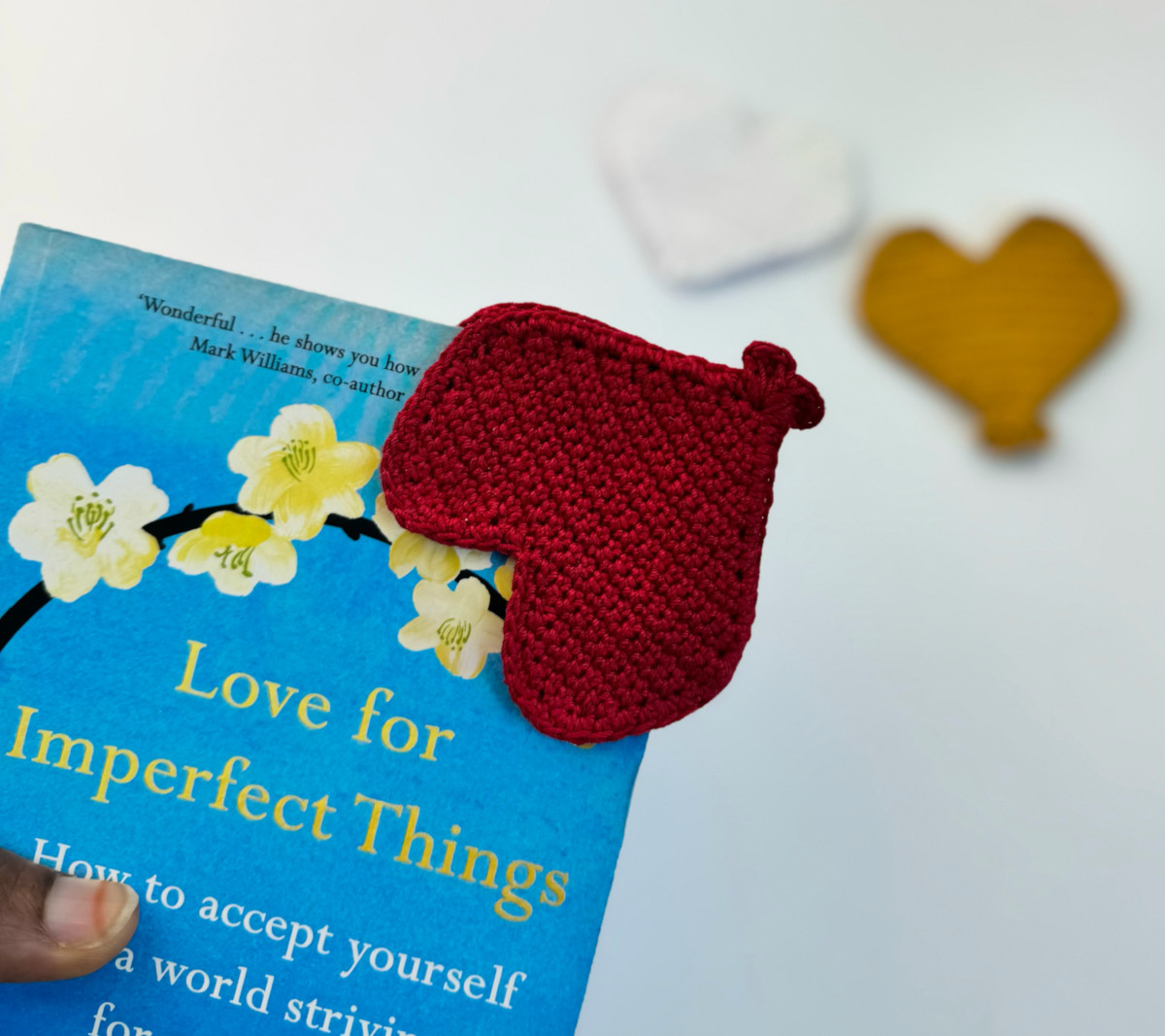 Heart Shaped Crochet Bookmark -Free Pattern